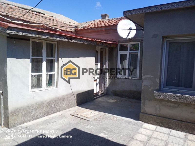 Продава КЪЩА, гр. Каварна, област Добрич, снимка 12 - Къщи - 46510258