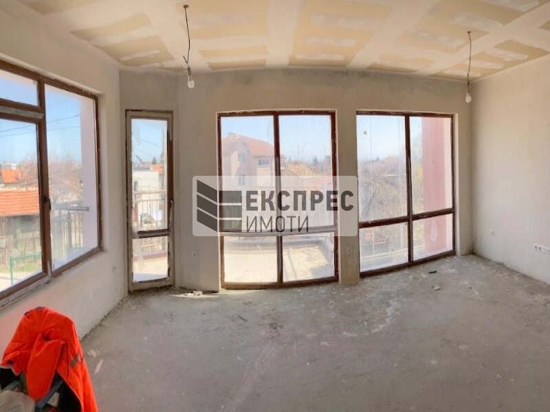 Продава 3-СТАЕН, гр. Варна, м-т Горна Трака