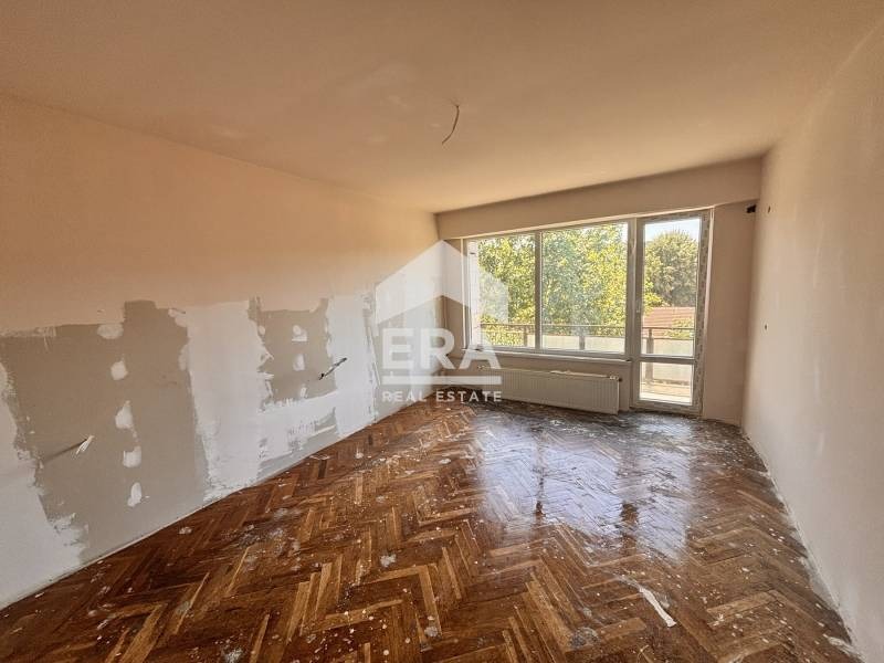 Продава 4-СТАЕН, гр. Русе, Здравец Изток, снимка 2 - Апартаменти - 55562686