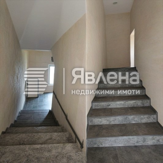 Продава КЪЩА, гр. Варна, Окръжна болница-Генерали, снимка 6 - Къщи - 53238801