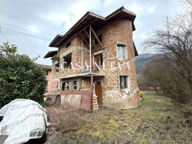 Продава КЪЩА, с. Искрец, област София област, снимка 9 - Къщи - 53513073