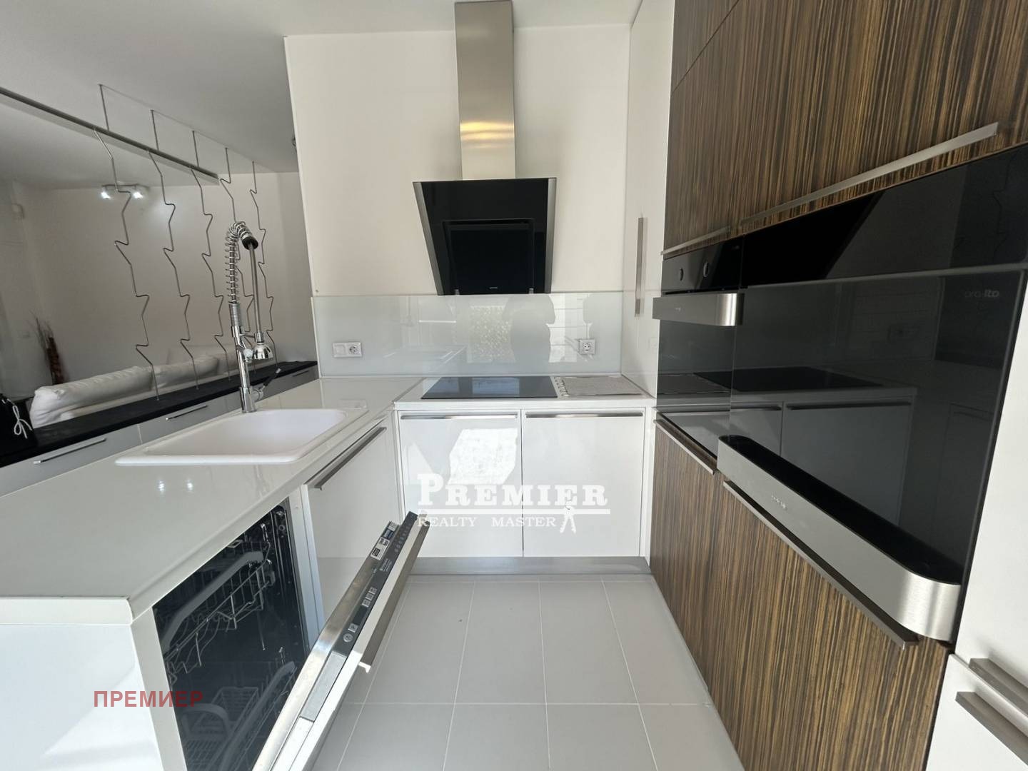 Продава МЕЗОНЕТ, гр. Бургас, Зорница, снимка 2 - Апартаменти - 53780344