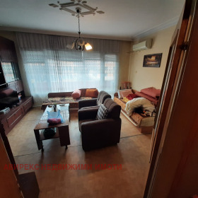 1 camera da letto Izgrev, Plovdiv 1