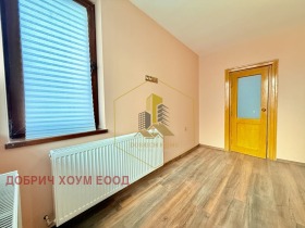 3+ camere da letto Tsentar, Dobrich 6