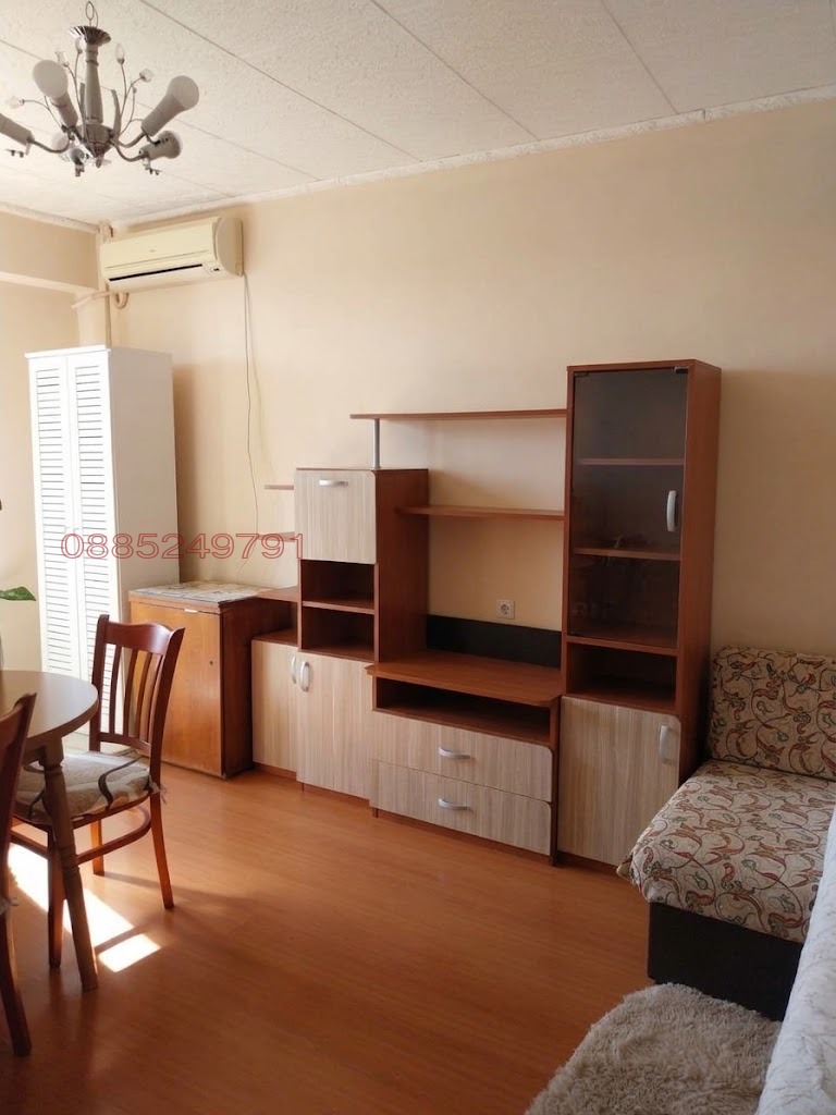 Продава 1-СТАЕН, гр. Козлодуй, област Враца