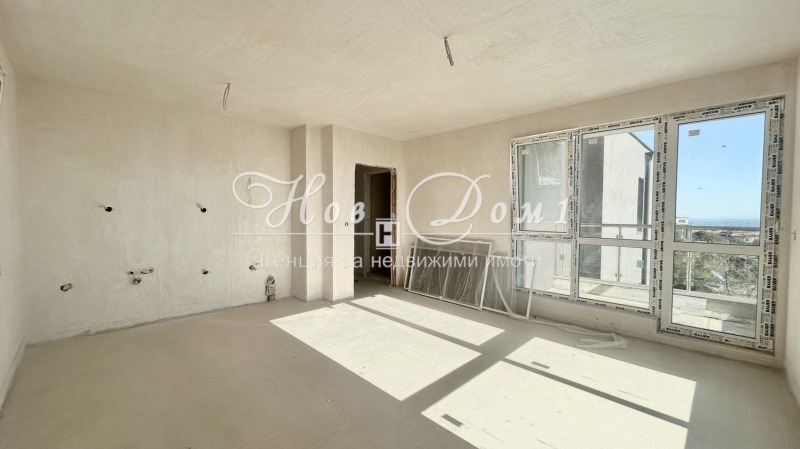 À venda  1 quarto Plovdiv , Iujen , 79 m² | 95231797