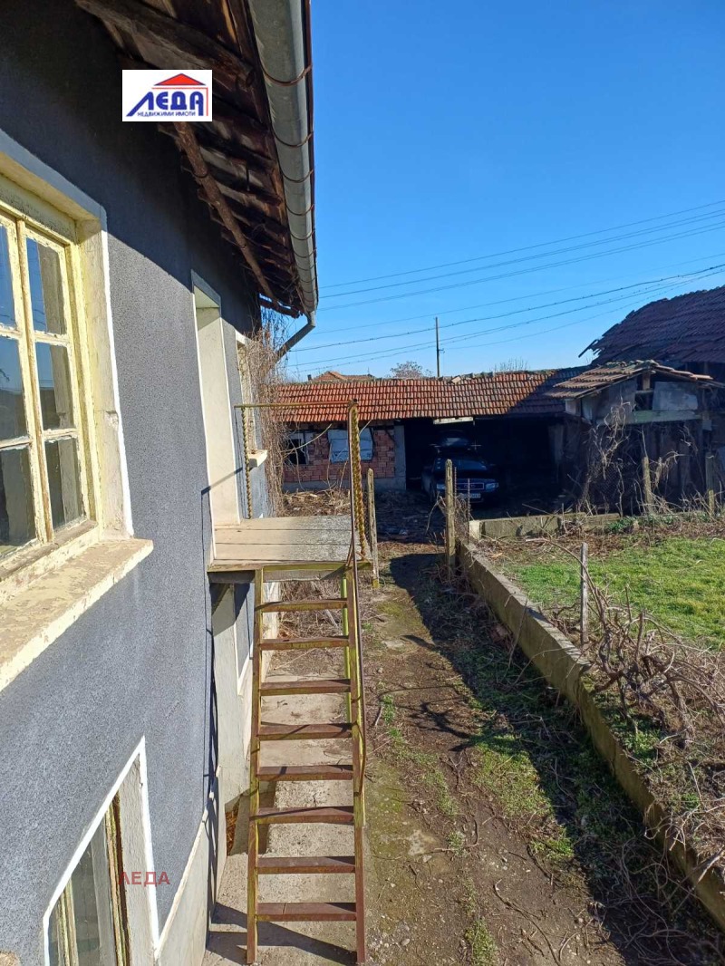 Продава КЪЩА, с. Згалево, област Плевен, снимка 2 - Къщи - 53229117