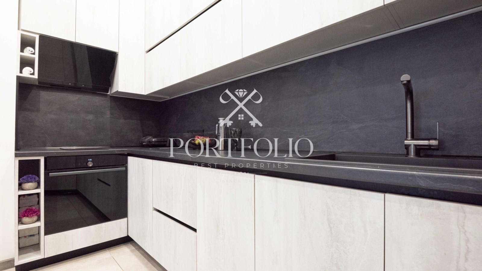 Продава 2-СТАЕН, гр. Бургас, Лазур, снимка 3 - Апартаменти - 54143760