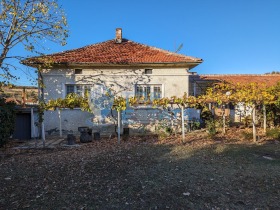 Продажба на имоти в с. Добромирка, област Габрово - изображение 19 
