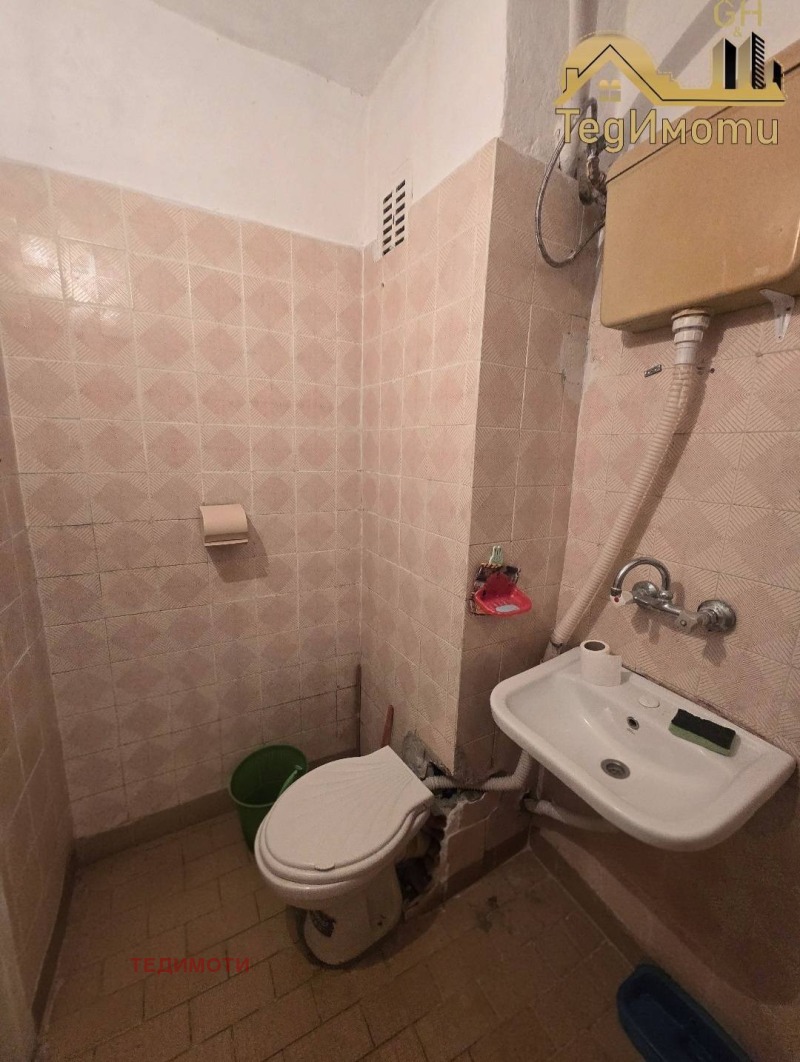 Продава  3-стаен град Стара Загора , Три чучура - юг , 75 кв.м | 77676820 - изображение [8]