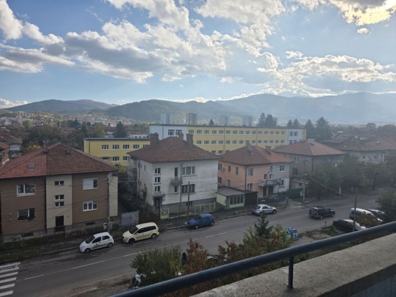 Продава 4-СТАЕН, гр. Кюстендил, Бузлуджа, снимка 7 - Апартаменти - 52320679