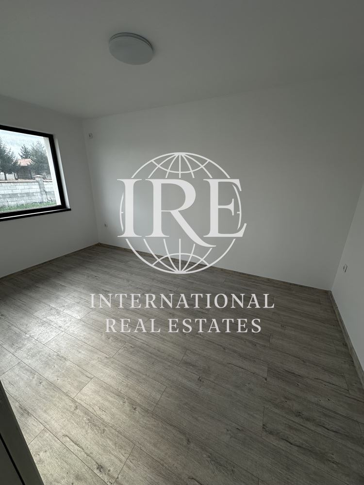 Продава КЪЩА, с. Соколово, област Добрич, снимка 6 - Къщи - 54190946