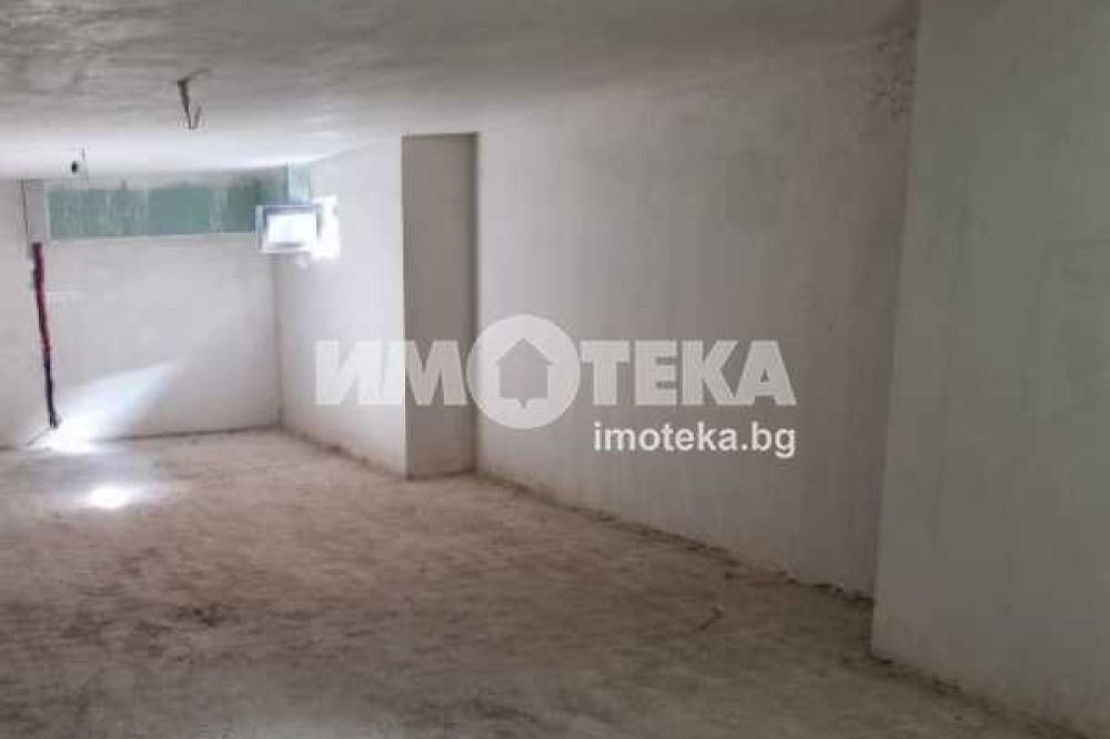 Продава КЪЩА, гр. Пловдив, Остромила, снимка 2 - Къщи - 50096862