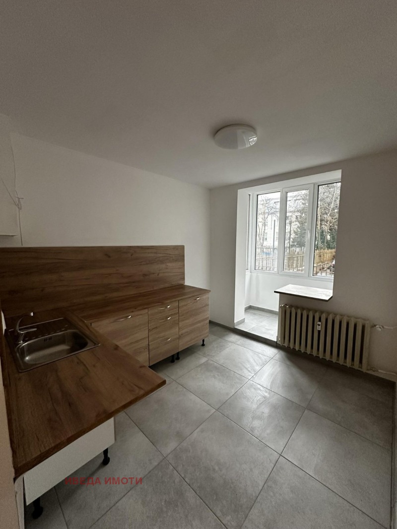 Продава 4-СТАЕН в град София, Иван Вазов - 86 кв.м / 360 000 € » 704 098.80 лв., ИВЕДА ИМОТИ