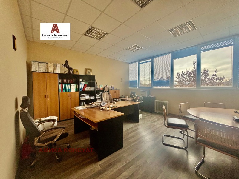 Продава ПРОМ. ПОМЕЩЕНИЕ в град София, Военна рампа - 1096 кв.м / 1 700 000 € » 3 324 911.00 лв., АМИКА КОНСУЛТ