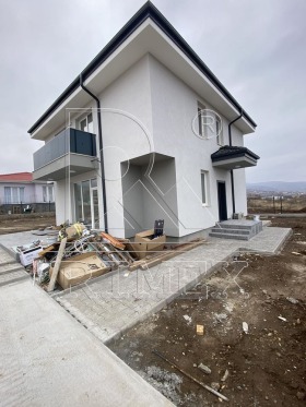 Haus Markowo, region Plowdiw 7