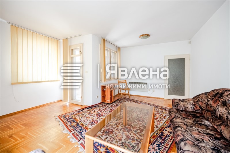 Продава 2-СТАЕН, гр. София, Гео Милев
