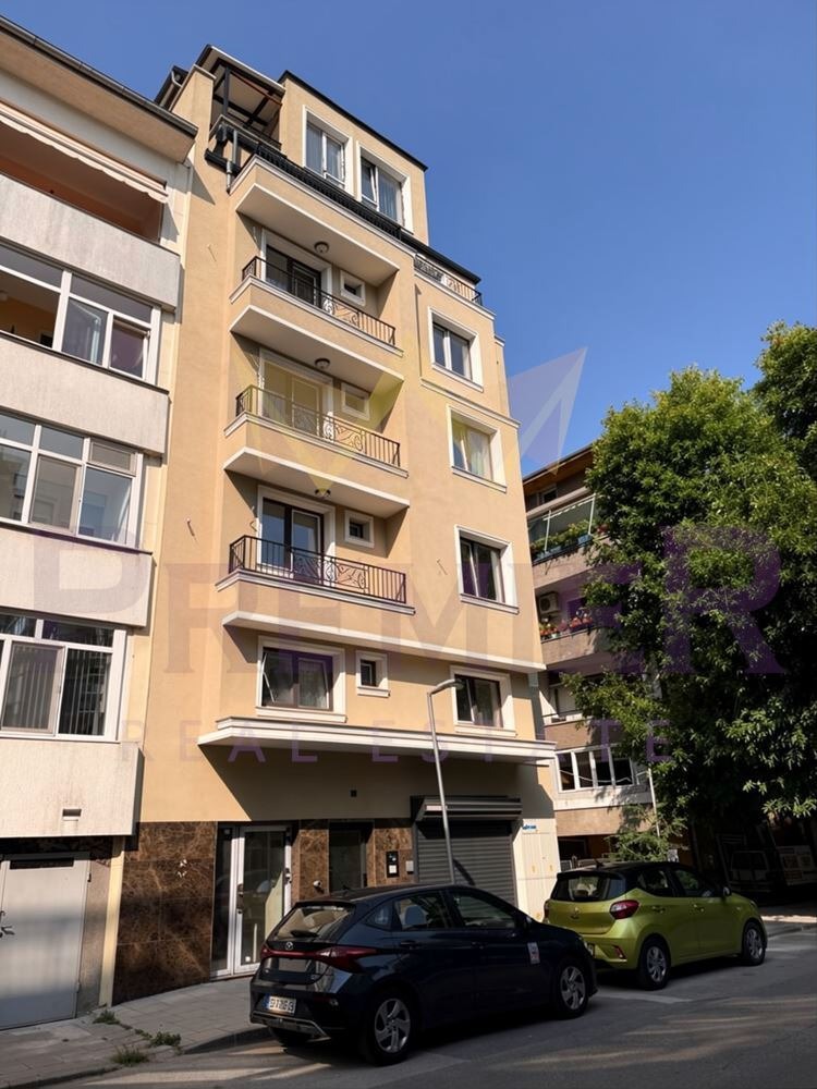 Продава 2-СТАЕН, гр. Пловдив, Център, снимка 2 - Апартаменти - 55802183