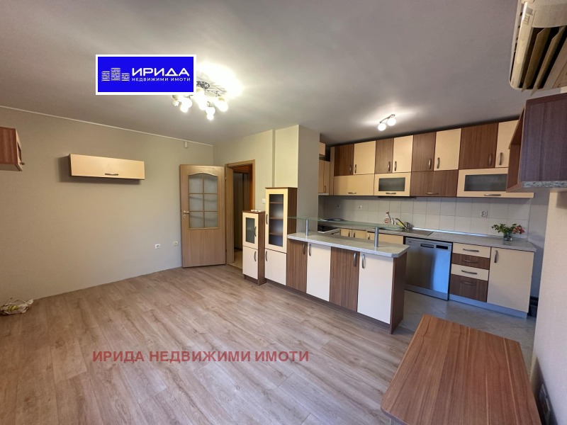 Продава 3-СТАЕН, гр. София, Гоце Делчев, снимка 1 - Aпартаменти - 48251244