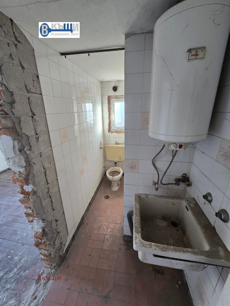 Продава 3-СТАЕН, гр. Велико Търново, Център, снимка 11 - Апартаменти - 52221792