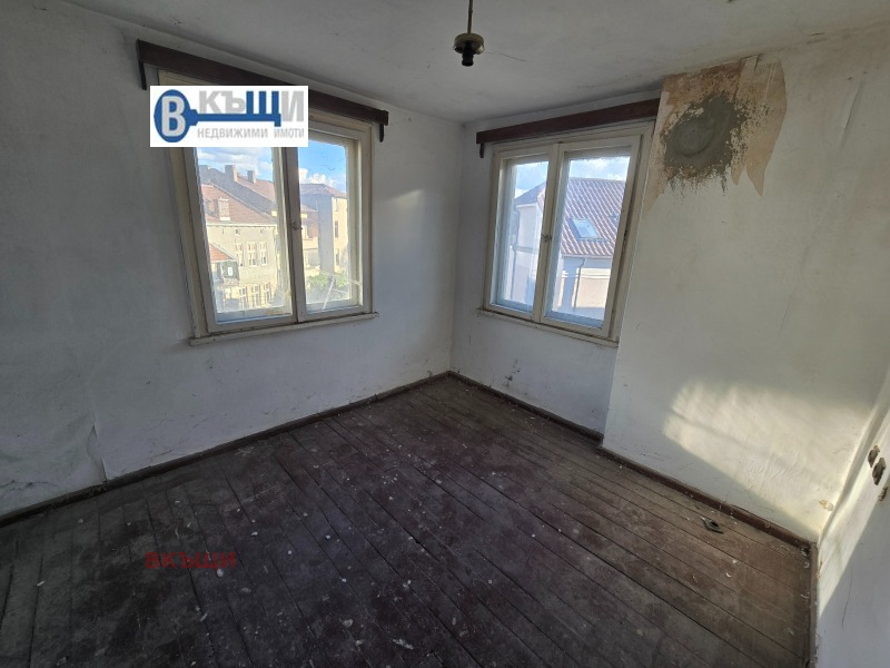 Продава 3-СТАЕН, гр. Велико Търново, Център, снимка 7 - Апартаменти - 52221792