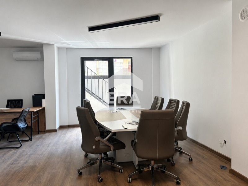 Продава ОФИС, гр. Варна, Левски 1, снимка 2 - Офиси - 55712338