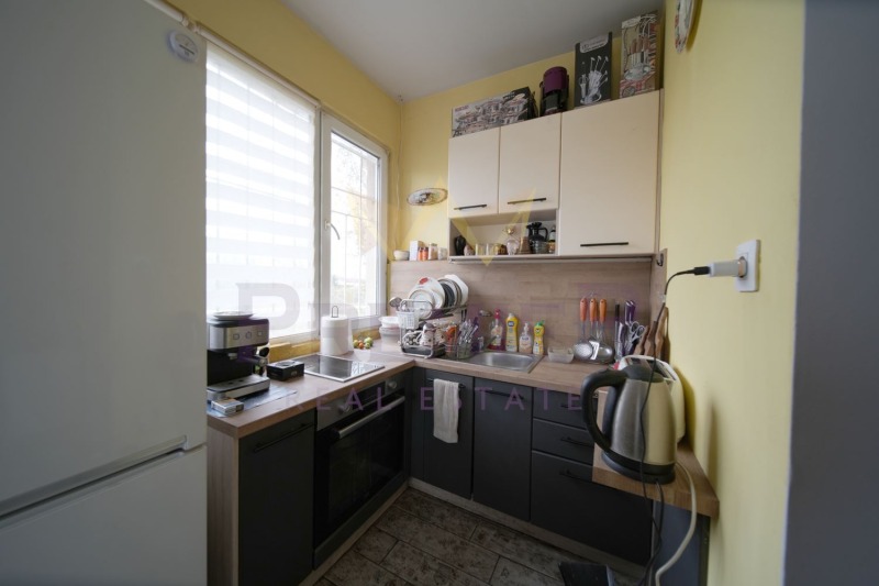 Продава КЪЩА, с. Китка, област Варна, снимка 2 - Къщи - 52439150