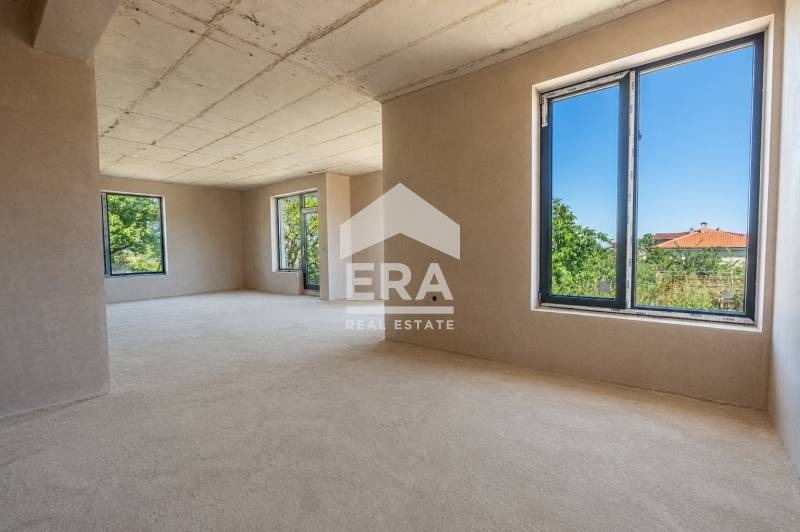 Продава КЪЩА, гр. Варна, м-т Евксиноград, снимка 2 - Къщи - 53328037