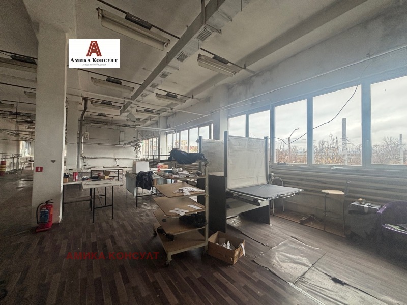 Продава ПРОМ. ПОМЕЩЕНИЕ, гр. София, Военна рампа, снимка 8 - Производствени сгради - 52168225