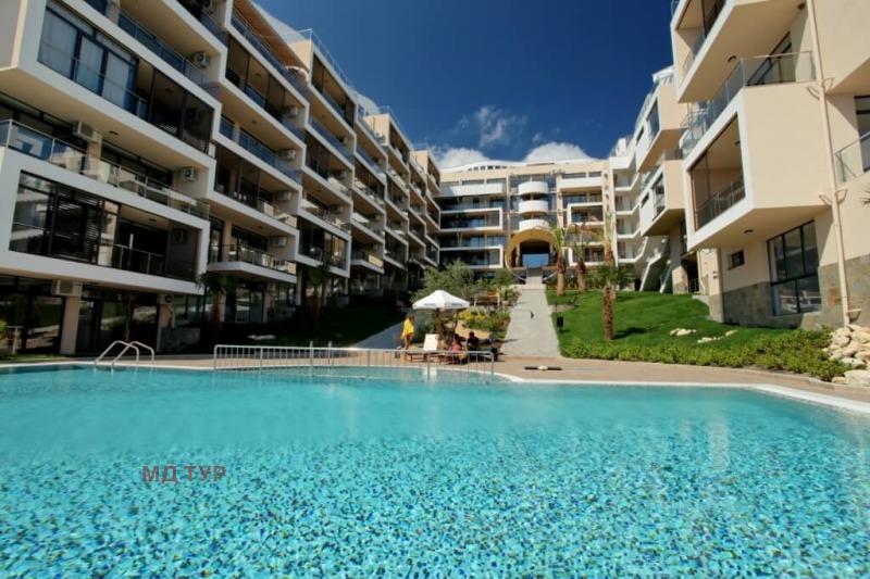 Продава 2-СТАЕН в област Бургас, гр. Свети Влас - 75 кв.м / 198 000 € » 387 254.34 лв., МД ТУР