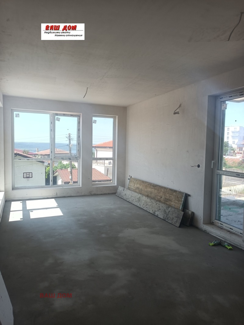 Продава  2-стаен град Варна , Възраждане 3 , 71 кв.м | 11239160