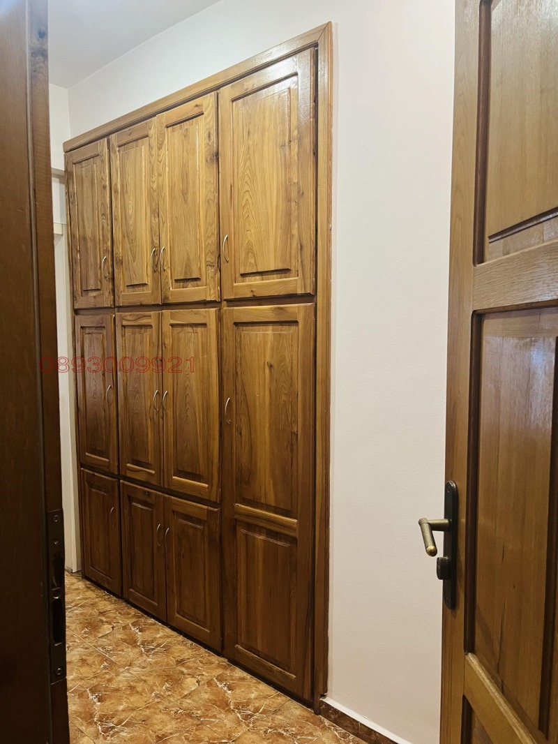 Продава 2-СТАЕН, гр. Търговище, Център, снимка 2 - Апартаменти - 52779764