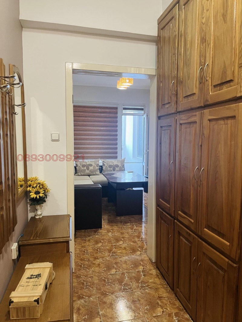 Продава 2-СТАЕН, гр. Търговище, Център, снимка 3 - Апартаменти - 52779764