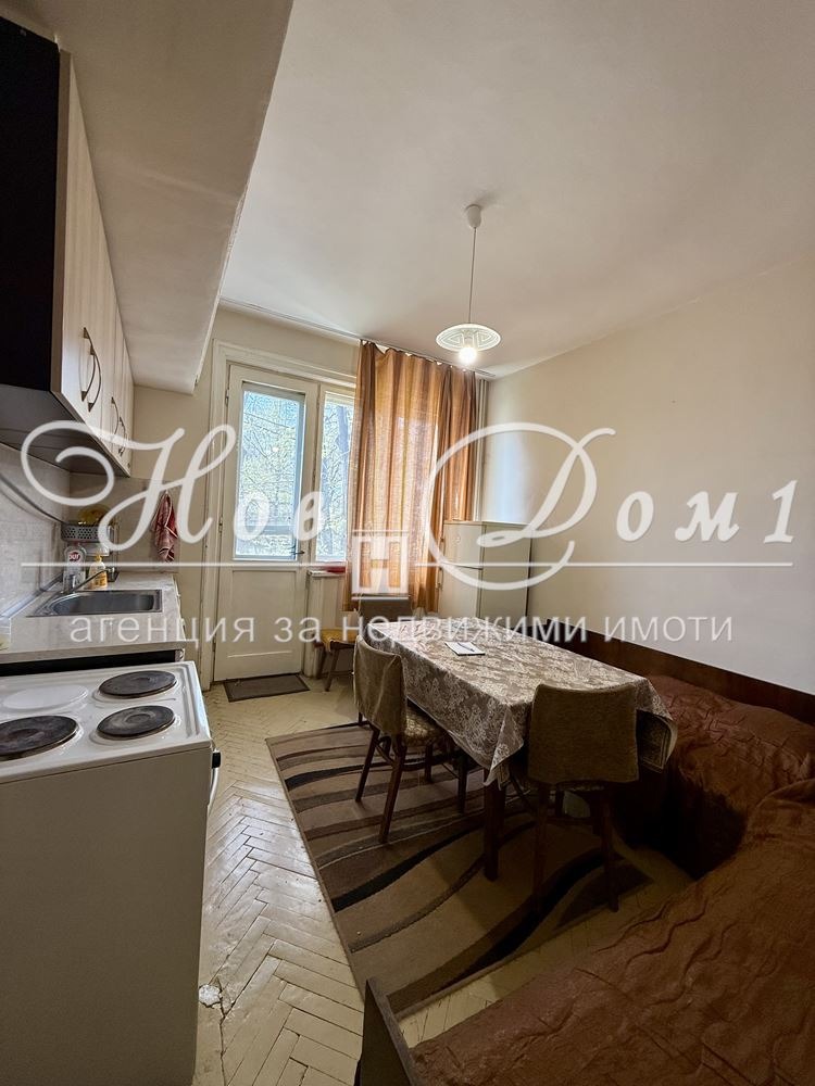 Продава 2-СТАЕН, гр. Пловдив, Кършияка, снимка 2 - Апартаменти - 54734506