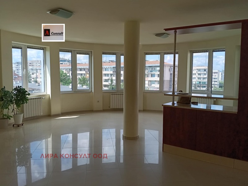 Till salu  2 sovrum Sofia , Strelbistje , 121 kvm | 74565722
