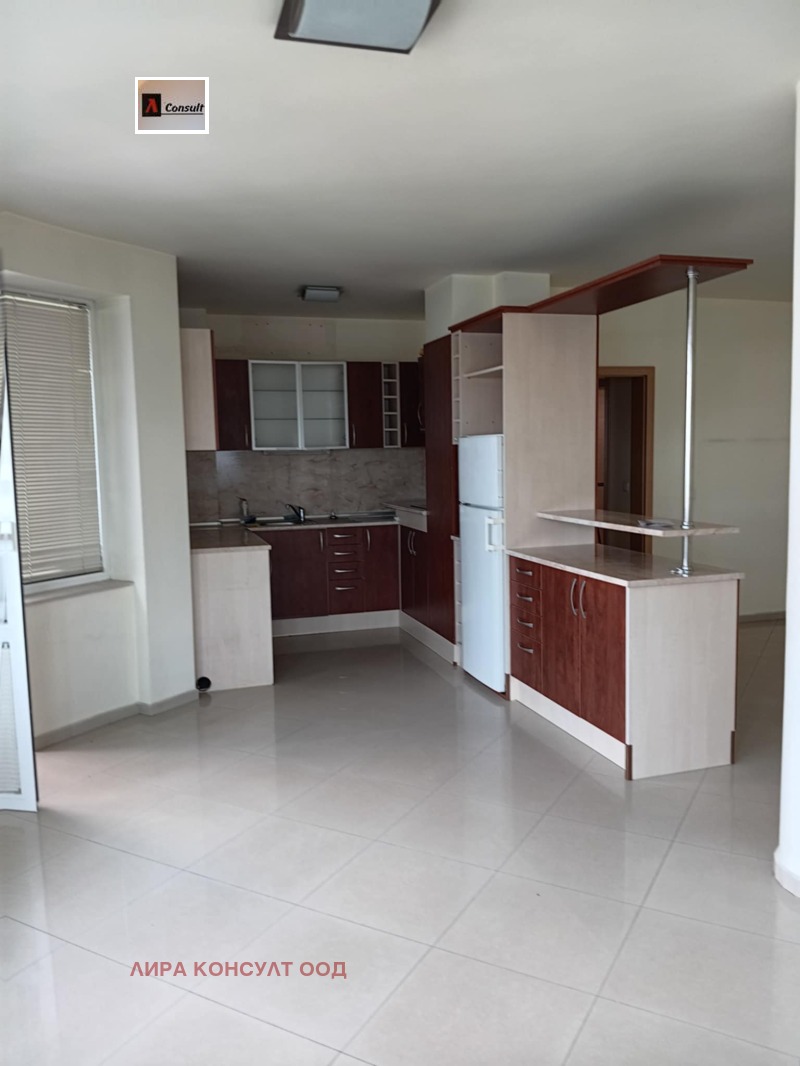 Till salu  2 sovrum Sofia , Strelbistje , 121 kvm | 74565722 - bild [4]