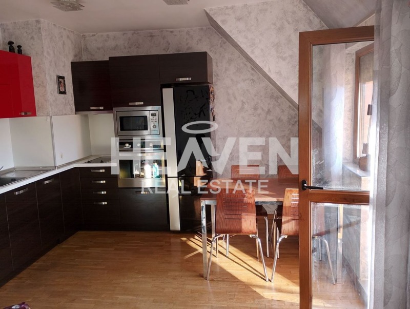 Продаја  2 спаваће собе Пловдив , Коматевски вазел , 97 м2 | 79712257