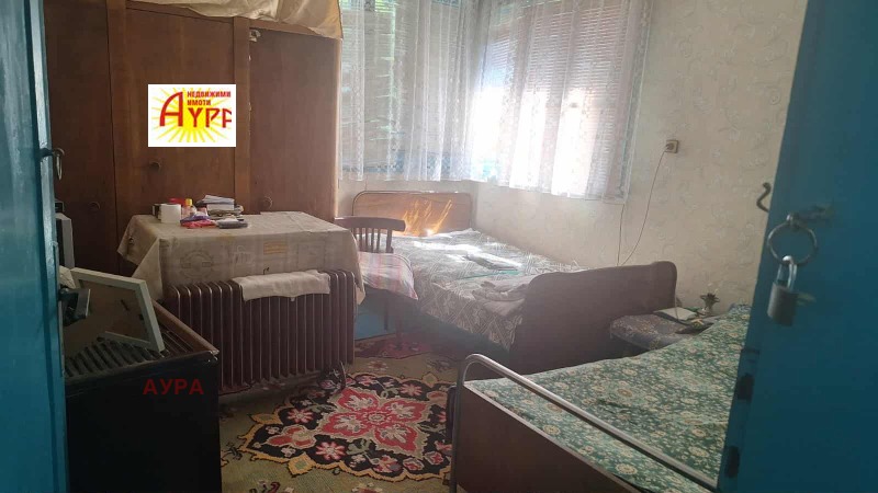 Продава КЪЩА, с. Попица, област Враца, снимка 5 - Къщи - 52230353