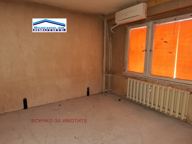 Zu verkaufen  1 Schlafzimmer Ruse , Rodina 1 , 58 qm | 11555229