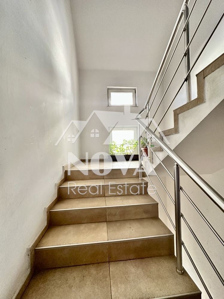 Продава  3-стаен град Варна , Бриз , 115 кв.м | 47580479 - изображение [17]