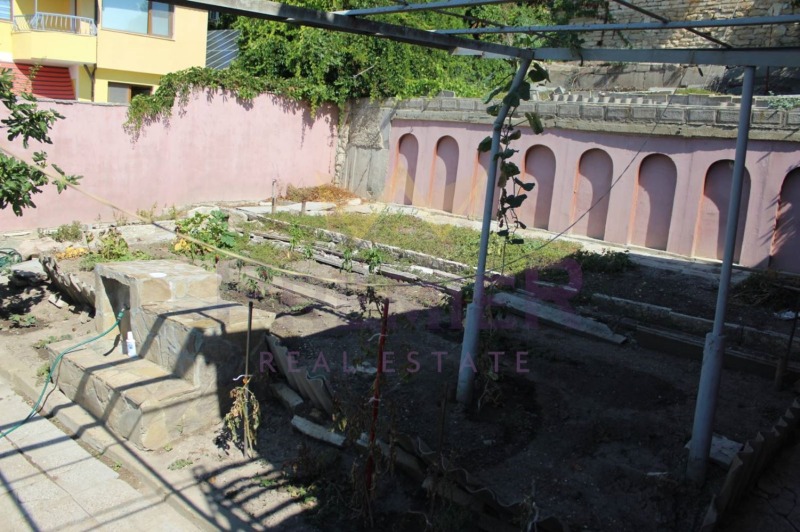 Till salu  Hus region Dobrich , Baltjik , 72 kvm | 79128501 - bild [11]
