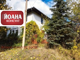 House Velchevo, region Lovech 2