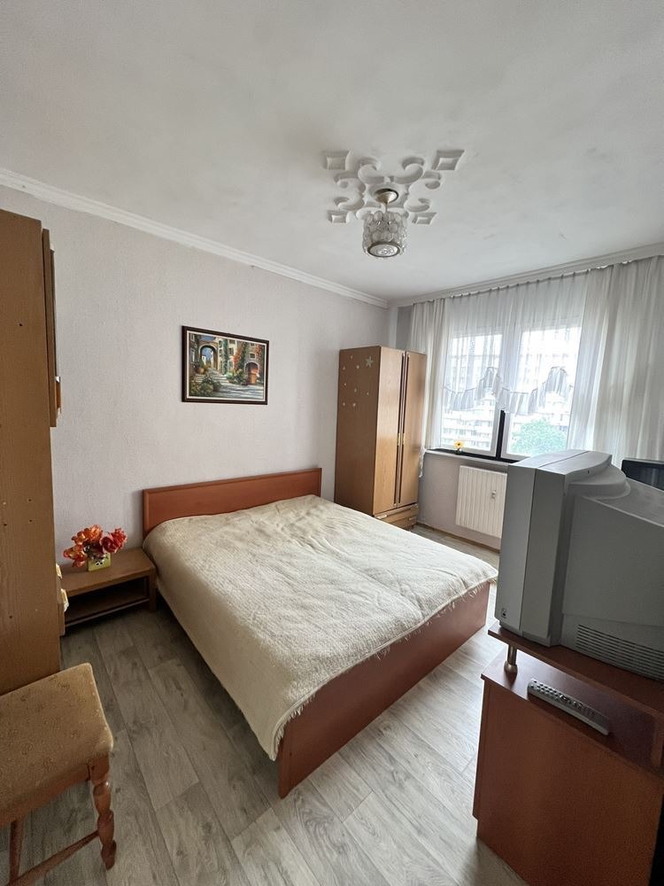 For Sale  1 bedroom Sofia , Suhata reka , 57 sq.m | 18067829