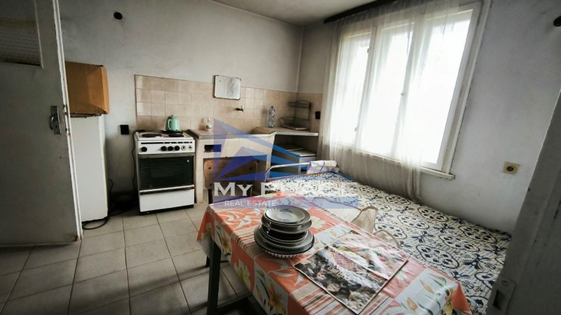 Na sprzedaż  Piętro domu region Szumen , Weliki Preslaw , 80 mkw | 22700210 - obraz [2]