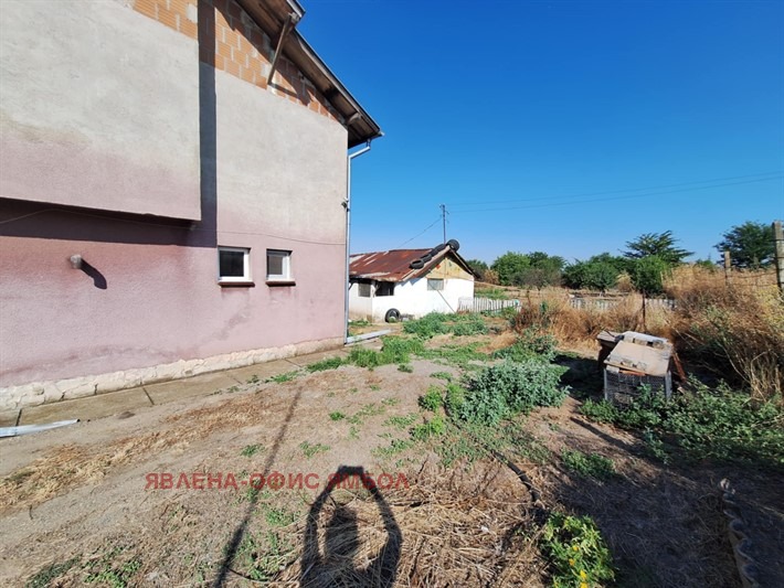 Продава КЪЩА, гр. Ямбол, Промишлена зона, снимка 2 - Къщи - 52845861