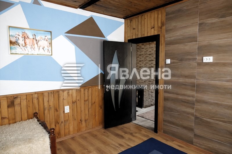 Продава КЪЩА, с. Свежен, област Пловдив, снимка 12 - Къщи - 55872598