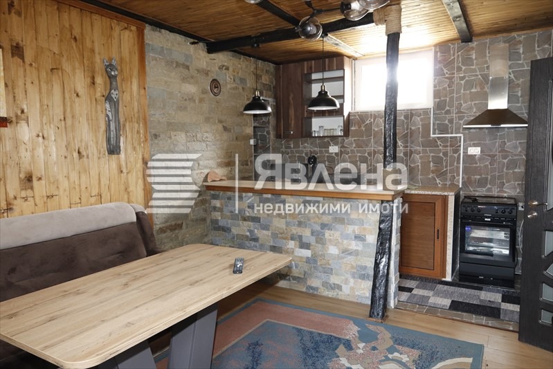 Продава КЪЩА, с. Свежен, област Пловдив, снимка 7 - Къщи - 55872598