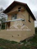 Продава КЪЩА, гр. Лом, област Монтана, снимка 2