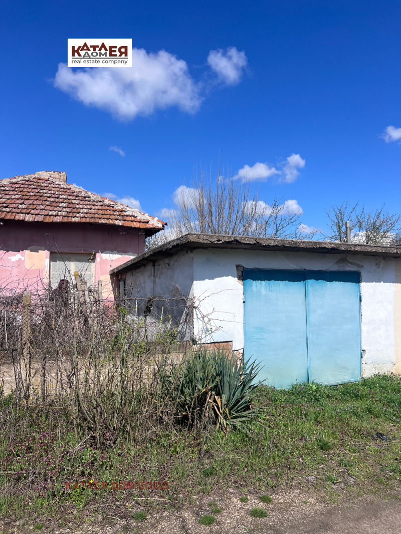 Продава КЪЩА в област Монтана, с. Ботево - 65 кв.м / 9 000 € » 17 602.47 лв., КАТЛЕЯ ДОМ ЕООД
