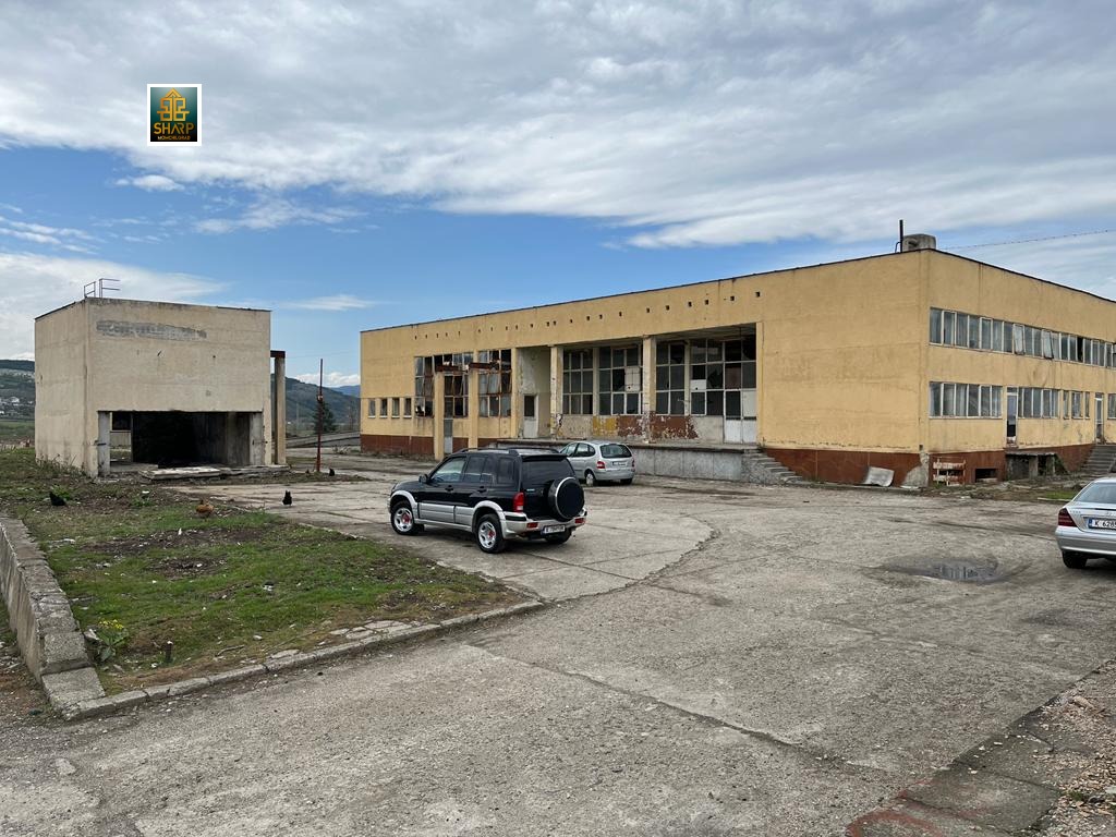 Продава ПРОМ. ПОМЕЩЕНИЕ | Imot.bg — изображение 1